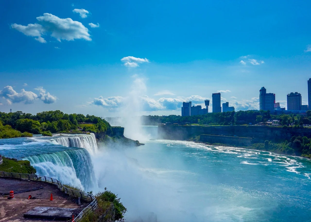 Niagara Falls, Buffalo